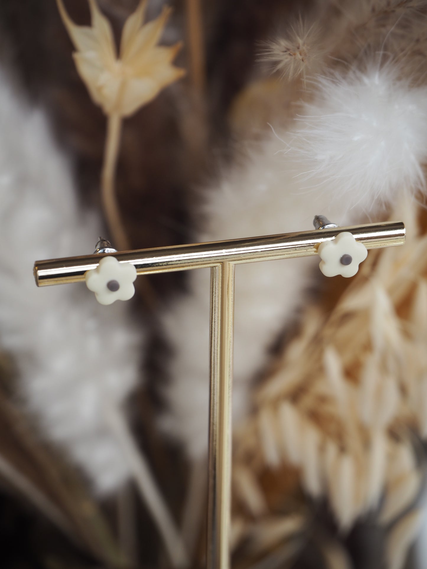 Mini Beige Flower Studs
