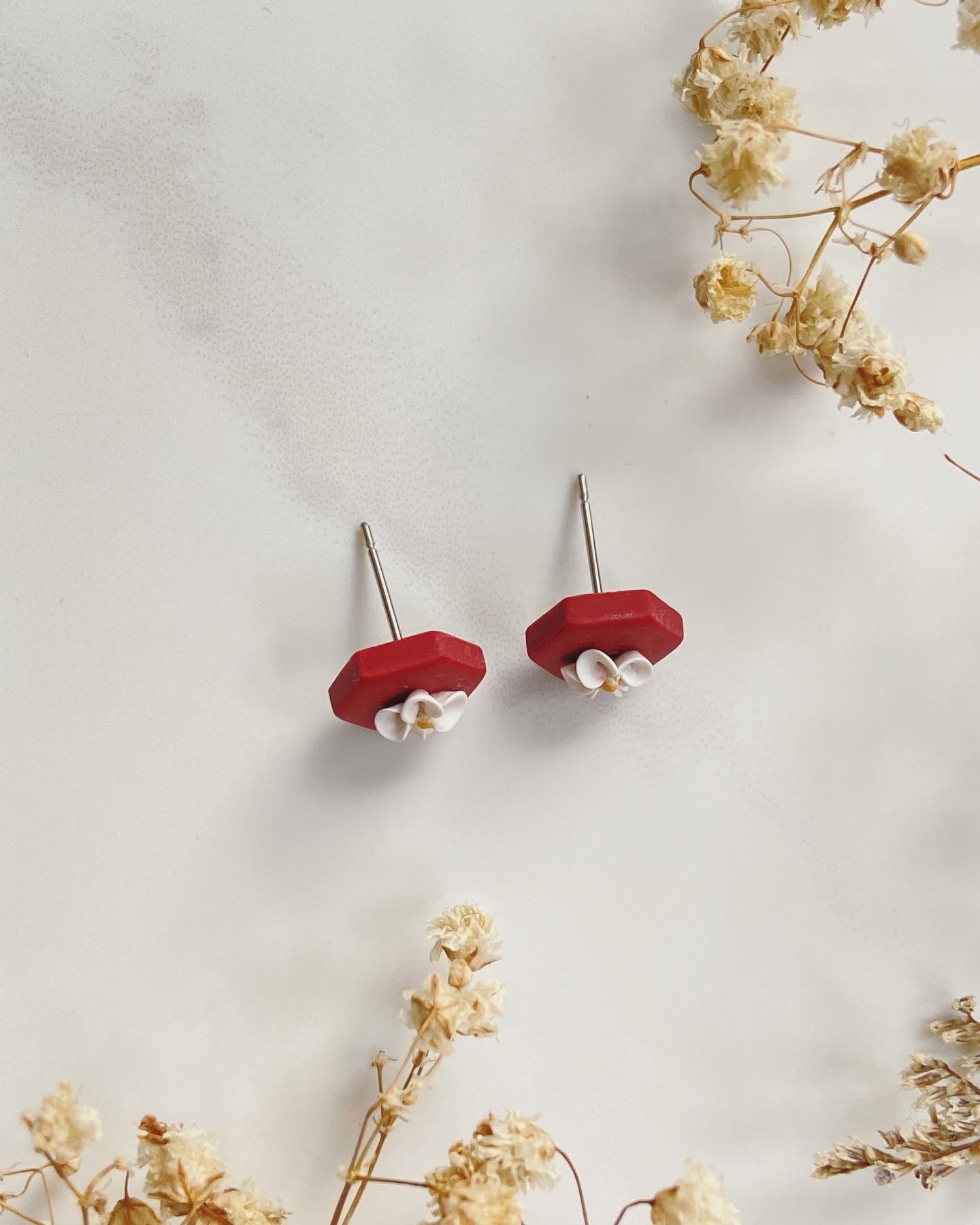 Red Blossom Studs